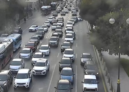 Bakının bu yollarında tıxac var - SİYAHI