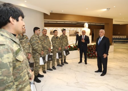 “AzərEnerji” və “Azərişıq” “Zəfər işığı” adlı geniş tədbir keçirdi