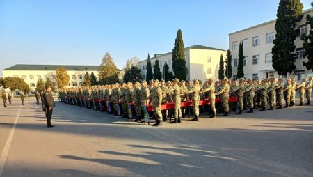 Ordumuzda andiçmə mərasimləri keçirildi