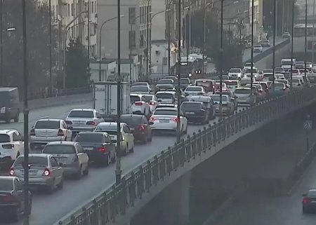 Bakının bu yollarında tıxac var - SİYAHI
