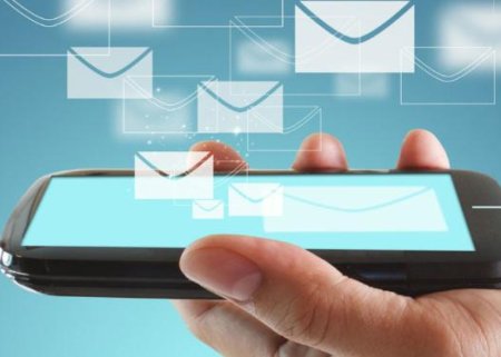 Sədr müavini bankların SMS məlumatlandırma qiymətlərini artırmasından DANIŞDI