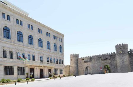 Konstitusiya Məhkəməsində Zəfər Günü qeyd edilib