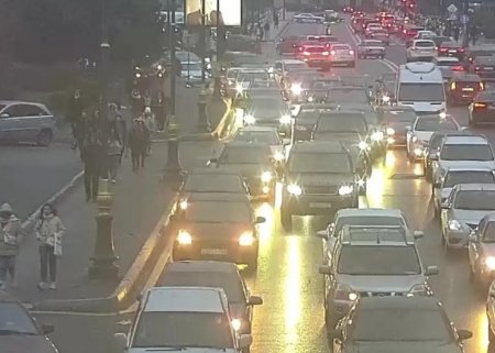 Bakının bu yollarında tıxac var - SİYAHI