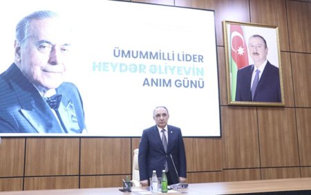 Baş Prokurorluqda Heydər Əliyevin xatirəsinə həsr olunmuş anım tədbiri keçirildi