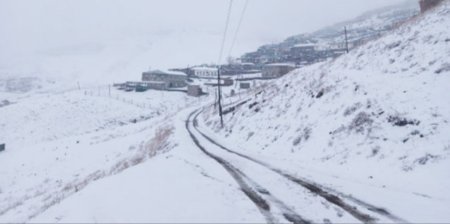 Qar yağıb, şaxta düşüb - Faktiki hava