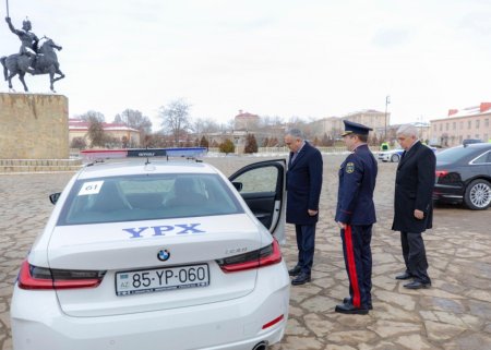 Naxçıvanda polisə yeni xidməti maşınlar verildi