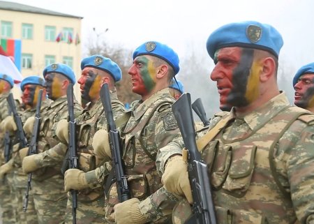 Ehtiyatda olan hərbçilərin toplanışlara çağırılması qaydası dəyişir