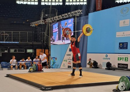 Azərbaycan ağırlıqqaldıranı 3 medal qazandı