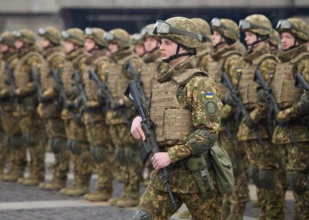 Ukrayna ordusunda yeni qoşun qüvvələri yaradılıb