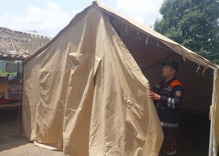 Lənkəranda evi dağılan sakin üçün çadır quruldu - VİDEO