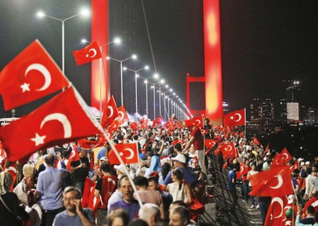 Həmin gün Ərdoğanın təyyarəsi vurula bilərdi - Türkiyədə çevriliş cəhdindən 8 il ötür