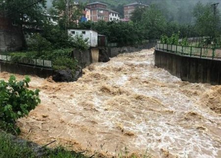 Sel, daşqın və ildırımla bağlı əhaliyə XƏBƏRDARLIQ