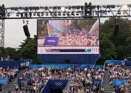 Azərbaycan idmançıları Olimpiadanın açılış mərasimində - VİDEO