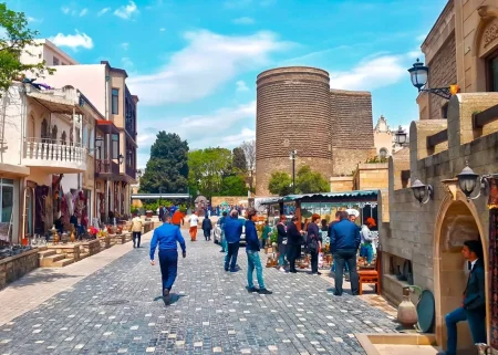 Azərbaycana gələn turistlərin sayı AÇIQLANDI