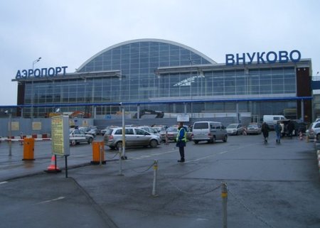 Vnukovo havalimanından uçuşlar müvəqqəti olaraq dayandırılıb