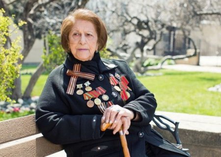 102 yaşlı Fatma Səttarova dünyasını dəyişdi