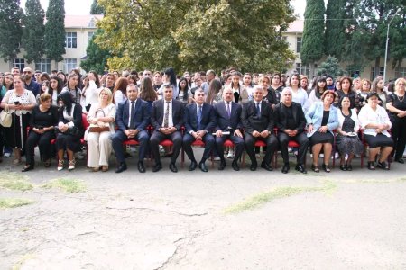 Gəncə Dövlət Universitetinin nəzdində Regional Kollecdə Bilik Günü”nə həsr edilən tədbir keçirilib