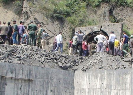 İranda kömür şaxtasında partlayış - 19 nəfər ÖLDÜ