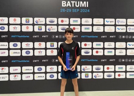 Stolüstü tennisçilərimiz Gürcüstanda üç medal QAZANDILAR