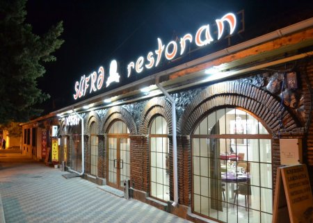 "Süfrə" restoranındakı yanğın söndürüldü