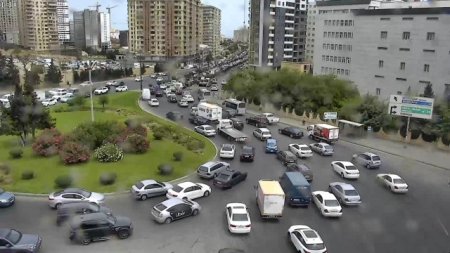 Bakıda bu yollarda sıxlıq var - SİYAHI