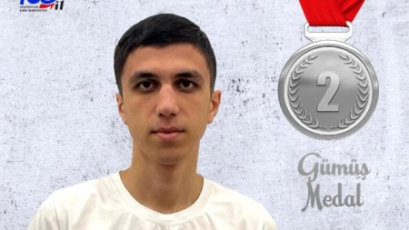 Boksçumuz Avropa çempionatında gümüş medal qazandı