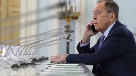 Lavrov Türkiyənin BRİKS-ə qoşulmasının nəticələrini dəyərləndirdi