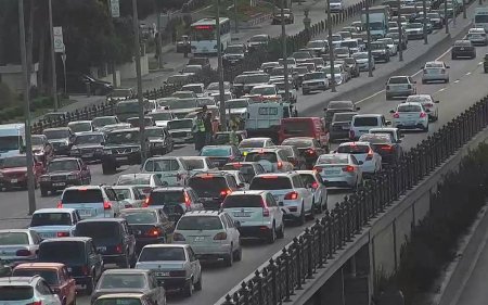 Bakıda sıxlıq olan yolların SİYAHISI