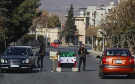 Əsəddən sonra 200 min suriyalı qaçqın ölkəsinə QAYITDI