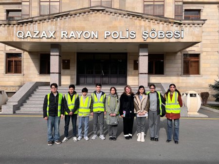 Qazaxda məktəblilər yol polisinin qonağı olub