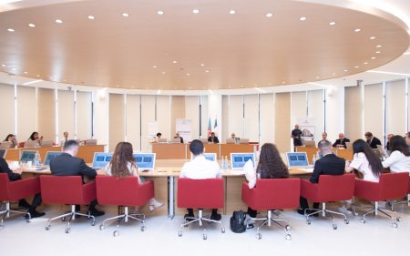 Dövlət Komitəsi ADA-da seminar keçirib