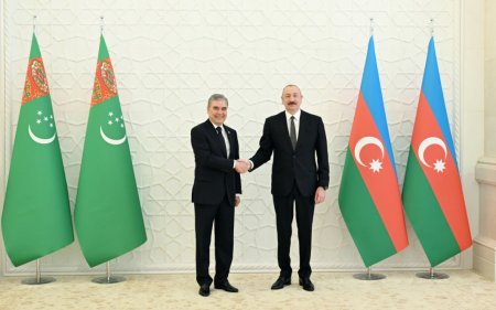 İlham Əliyev Berdiməhəmmədovla görüşdü