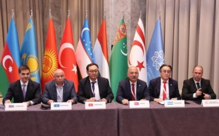 Türk dövlətlərinin sığortaçıları Şuşada birgə sənəd imzaladı
