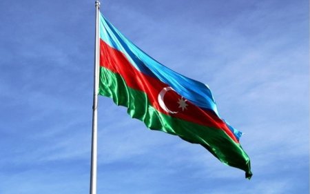 Azərbaycanda Dövlət Bayrağı Günüdür