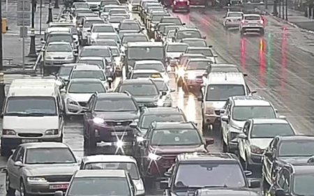 Bakının bu yollarında tıxac var