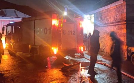 Şəkidə yanğın baş verdi