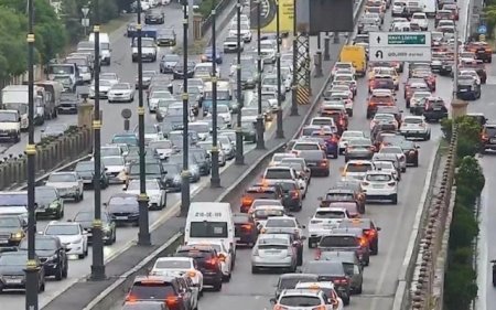 12 istiqamətdə tıxac var