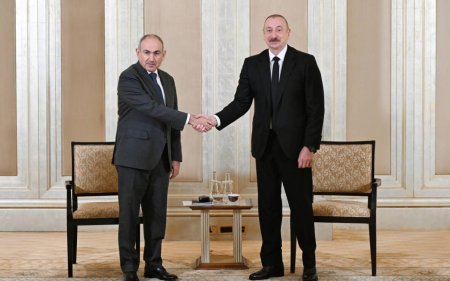 İlham Əliyevlə Paşinyanın görüşü keçirilir - VİDEO