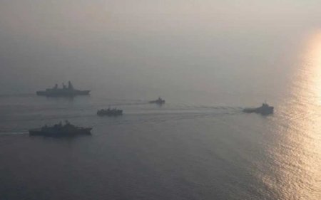 Qırmızı dənizdə gəmiçilik risk altındadır - Aİ-dən xəbərdarlıq