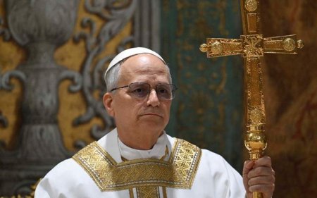 "Tanrı müharibə aparanların dualarını rədd edir" - Papa