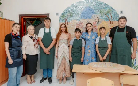 Leyla və Arzu Əliyevalar internat məktəbində olublar