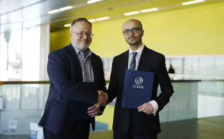 İKTA və “ICANN” arasında memorandum imzalanıb