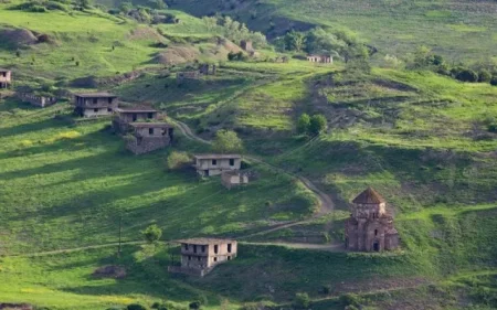 Aşağı Əskiparada sərhəd hasarı niyə hələ tikilməyib? - Açıqlama