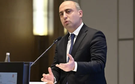 "30 ildir şagirdlərin diqqəti topladığı bala yönəlir" - Nazir