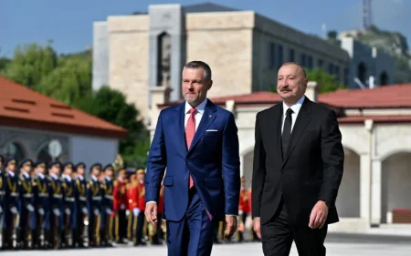 İlham Əliyev Slovakiya Prezidentini Şuşada qarşıladı