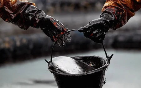 “Brent” ucuzlaşmaqda davam edir