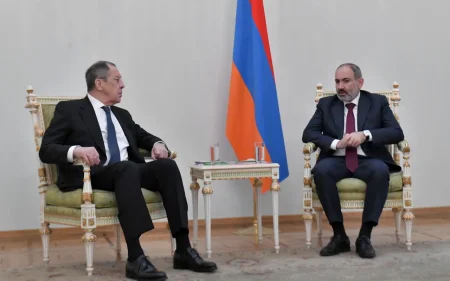 "Bu, Paşinyanın ermənilərə inamsızlığından xəbər verir" - Lavrov