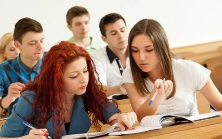 Azərbaycanda 2 universitet tələbələrinə təqaüd verəcək