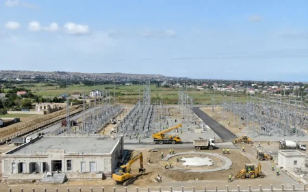 “AzərEnerji” Bakının artan enerji tələbatı üçün yeni güc mərkəzi inşa edir (VİDEO)
